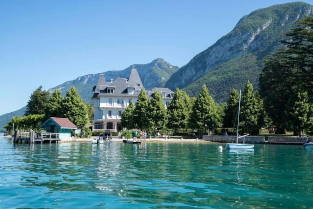 Bel Appartement Au Calme A 5 Minutes Du Village Menthon-Saint-Bernard Zewnętrze zdjęcie